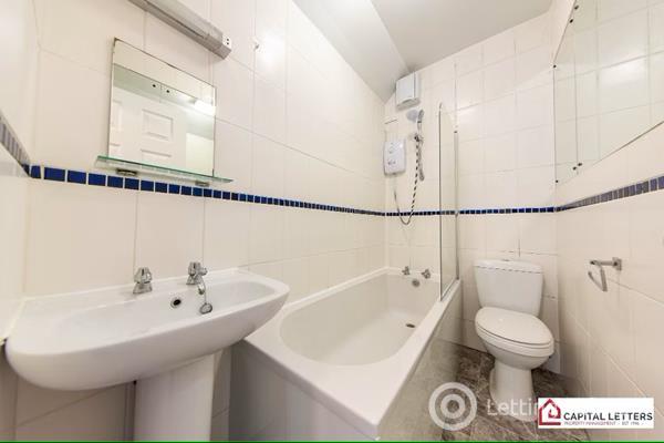 Property to rent in Flat F