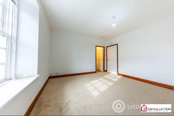 Property to rent in Flat F