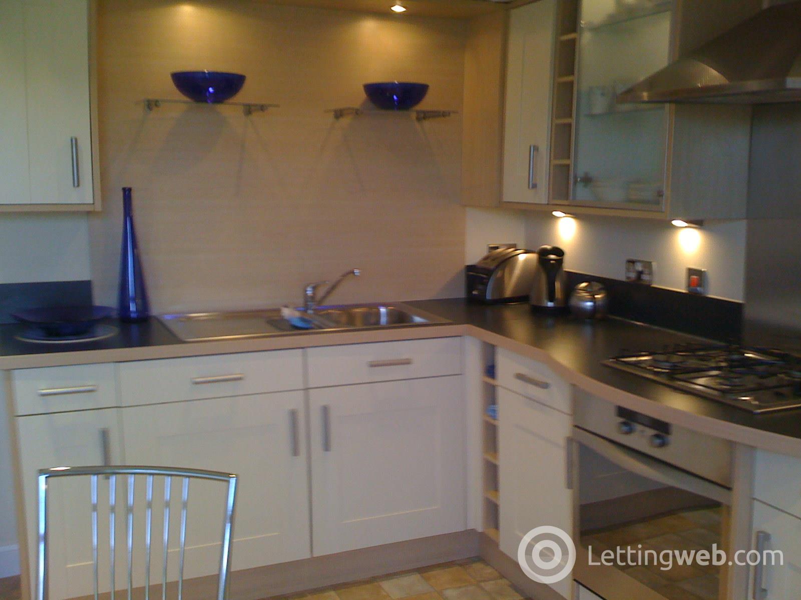 Property to rent in Rubislaw Mansions, Aberdeen