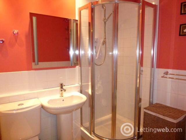 Property to rent in Kirk Brae Court, Aberdeen
