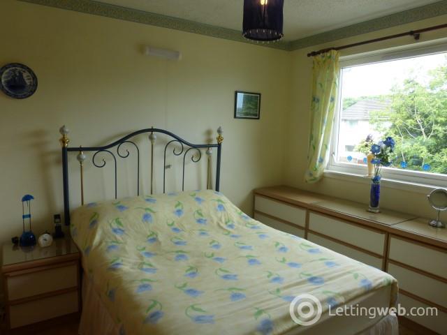 Property to rent in Kirk Brae Court, Aberdeen