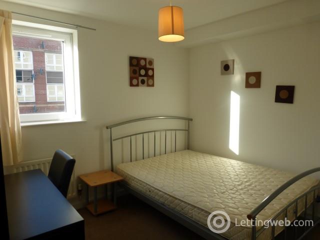 Property to rent in Fraser Road, Aberdeen