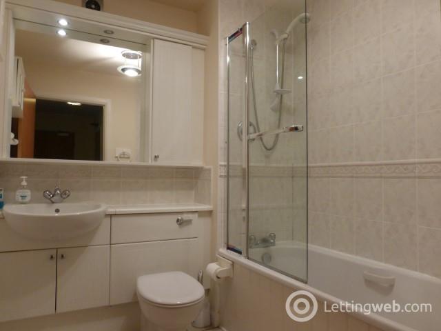 Property to rent in North Deeside Road, Cults