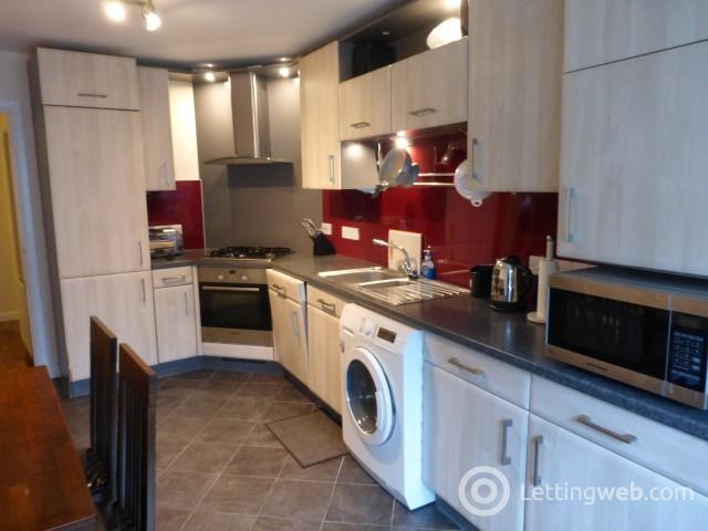Property to rent in North Deeside Road, Cults
