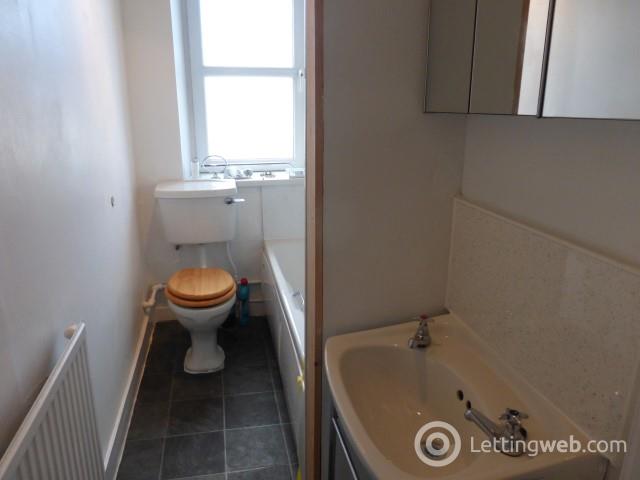 Property to rent in New Pier Road, Aberdeen