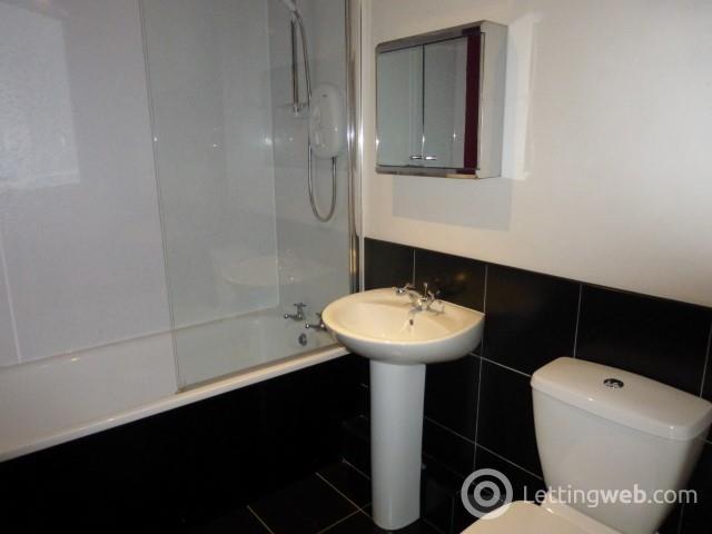 Property to rent in Victoria Road, Torry