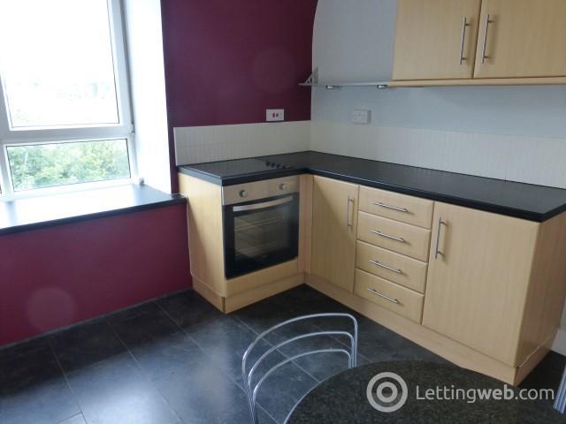 Property to rent in Victoria Road, Torry