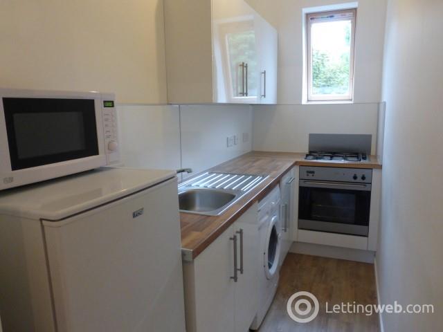 Property to rent in Menzies Road, Torry