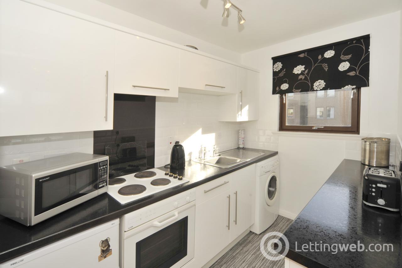 Property to rent in Headland Court, Aberdeen