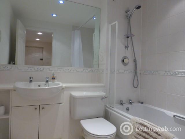 Property to rent in Margaret Place, Aberdeen