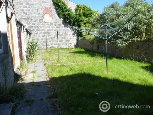 Property to rent in Leslie Terrace, Aberdeen