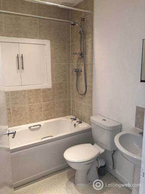 Property to rent in Sunnybank Place, Aberdeen