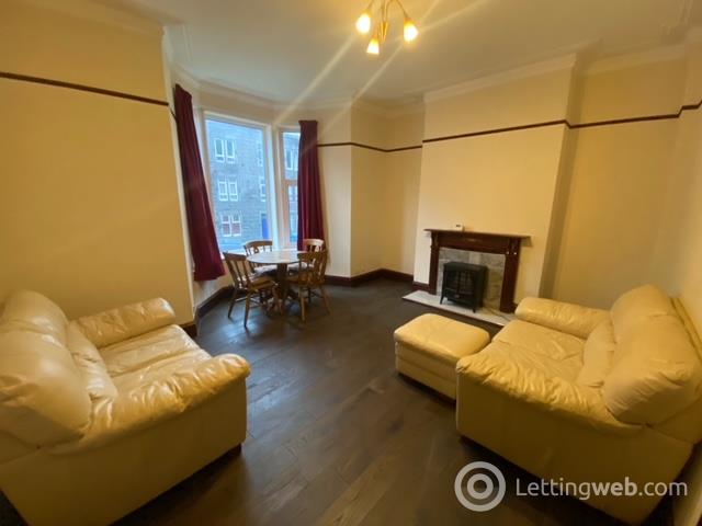 Property to rent in Victoria Road, Aberdeen AB11