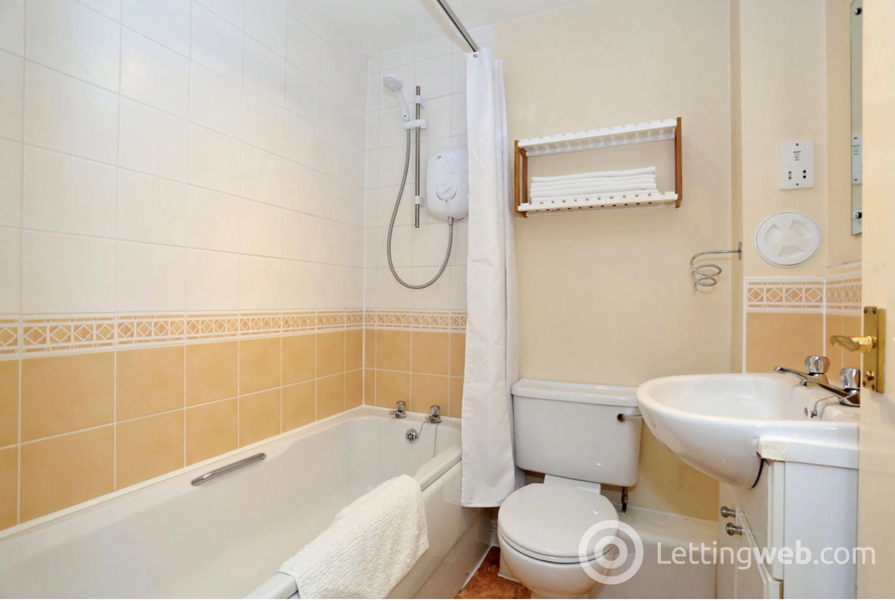 Property to rent in Fonthill Avenue, Aberdeen