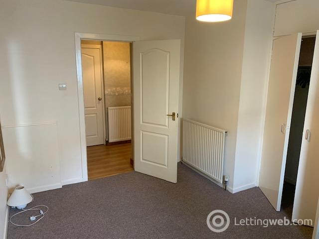 Property to rent in Stockethill Crescent, Aberdeen