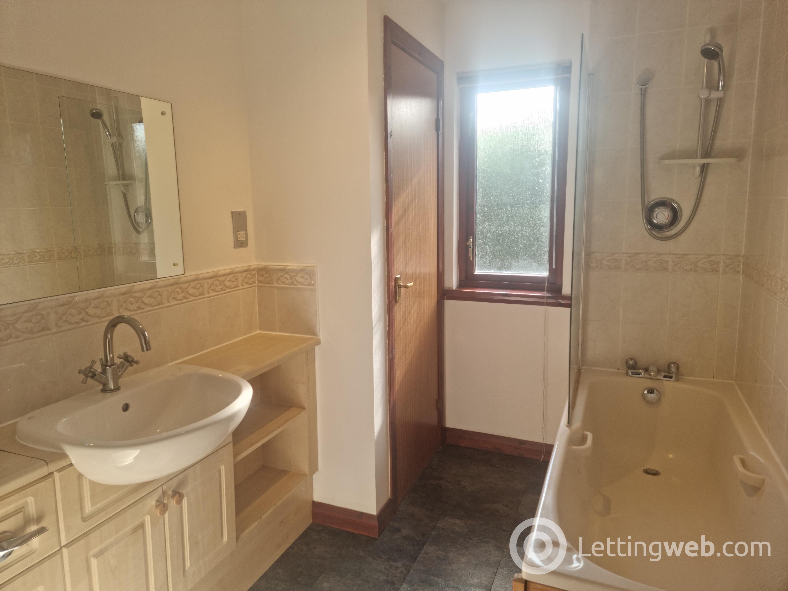 Property to rent in 46 Concraig Gardens