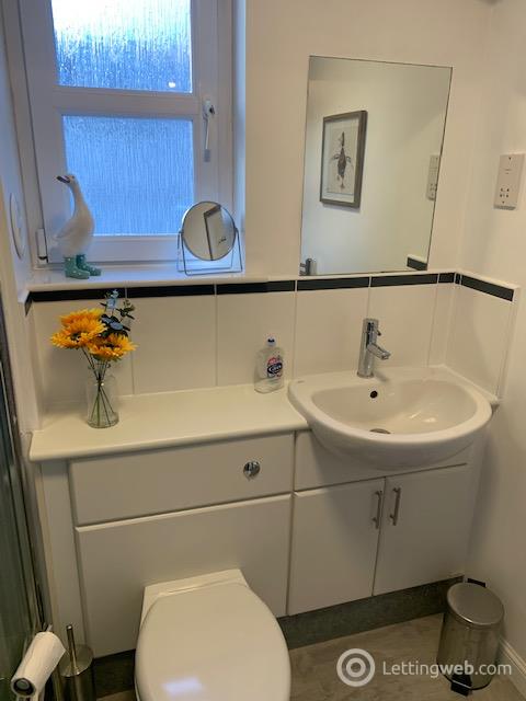 Property to rent in 178 South College Street
