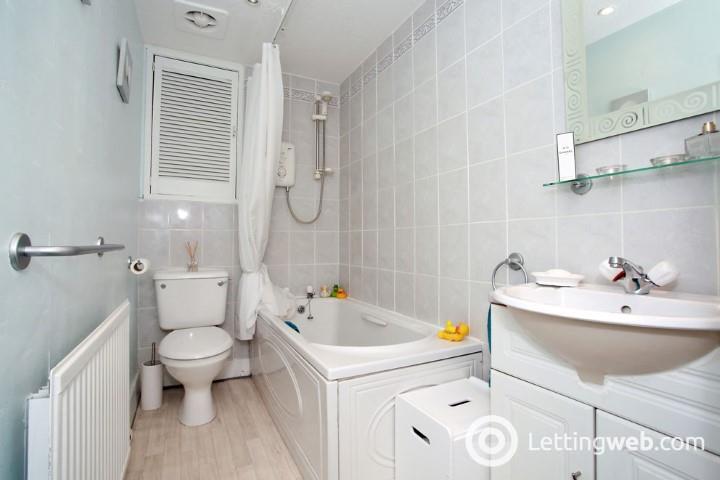 Property to rent in 51 Esslemont Avenue, Aberdeen