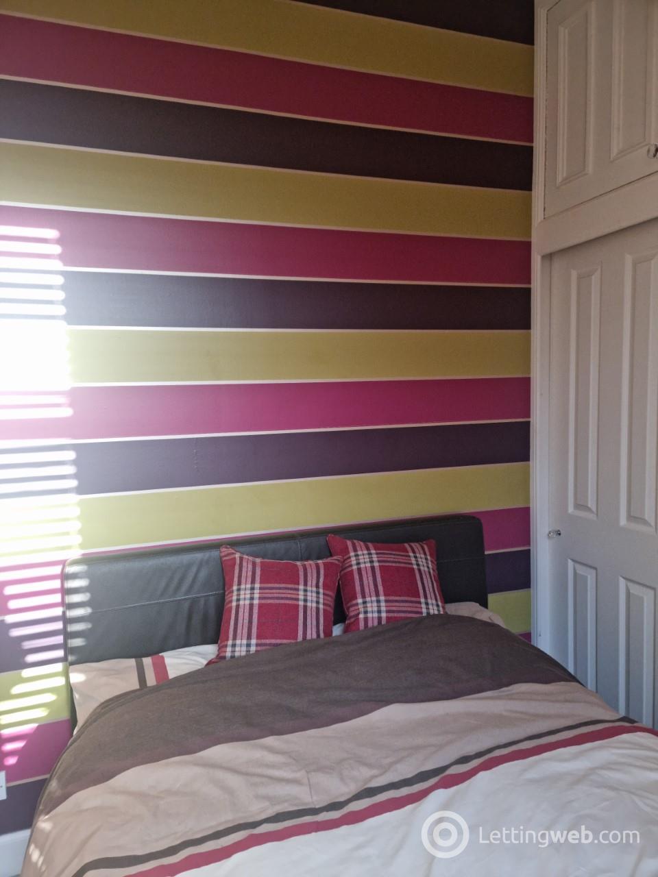 Property to rent in Balmoral Place