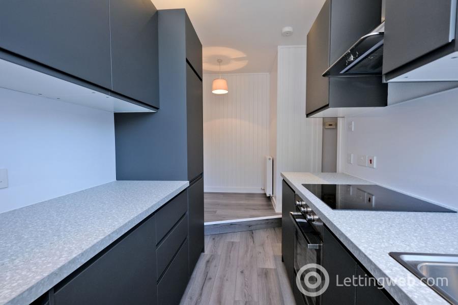 Property to rent in 17 ALLAN STREET