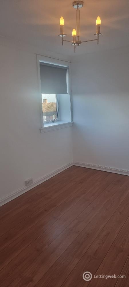 Property to rent in Tollohill Gardens