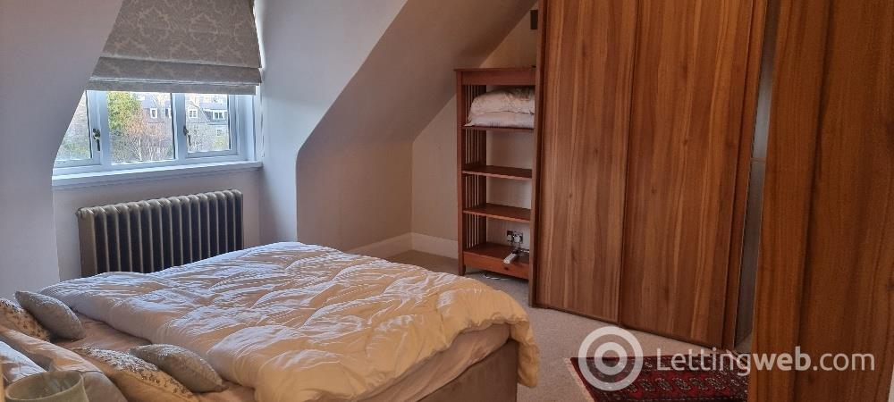 Property to rent in Queens Gate