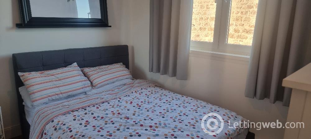 Property to rent in 6E