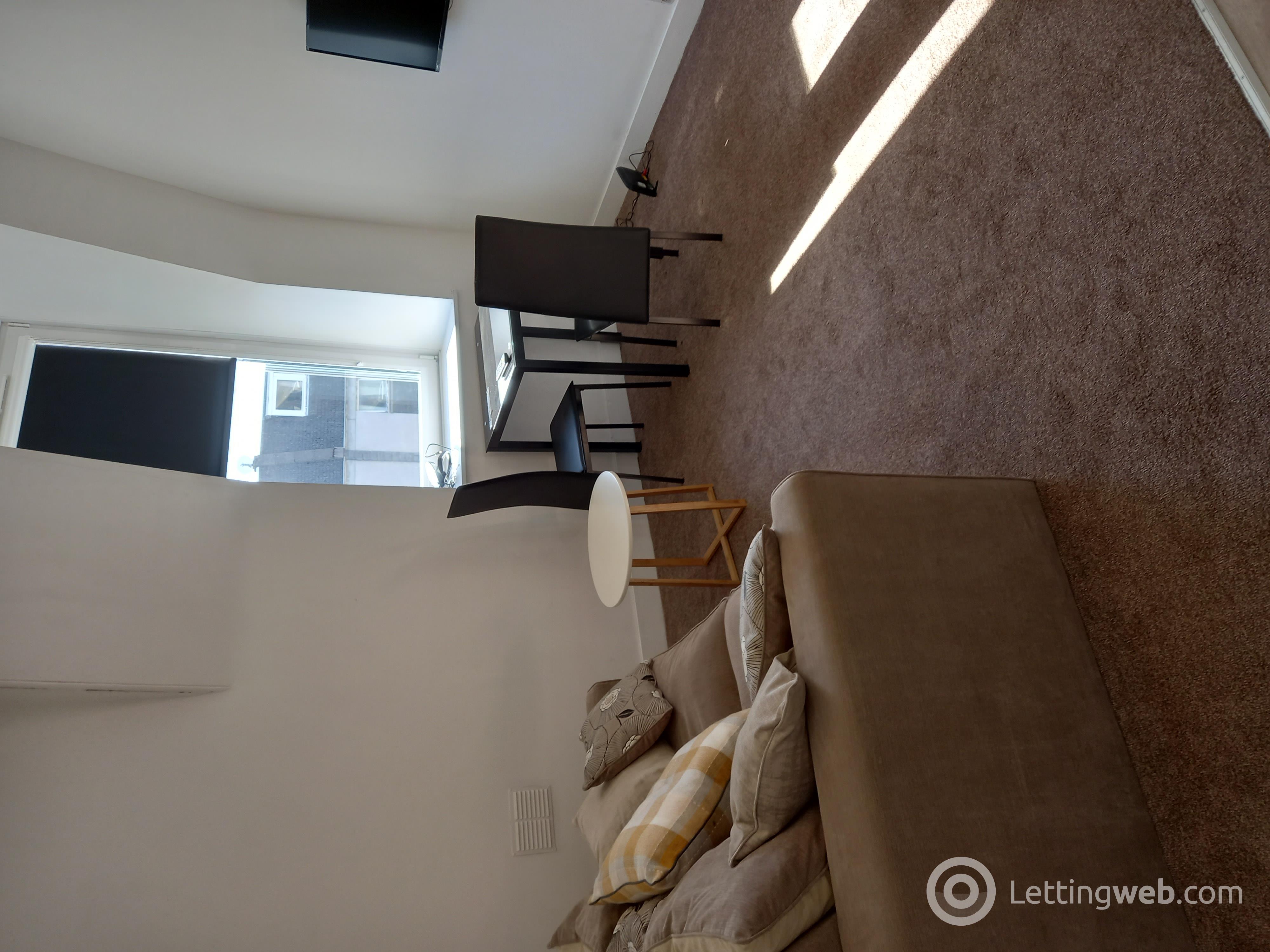 Property to rent in 19 Claremont Street