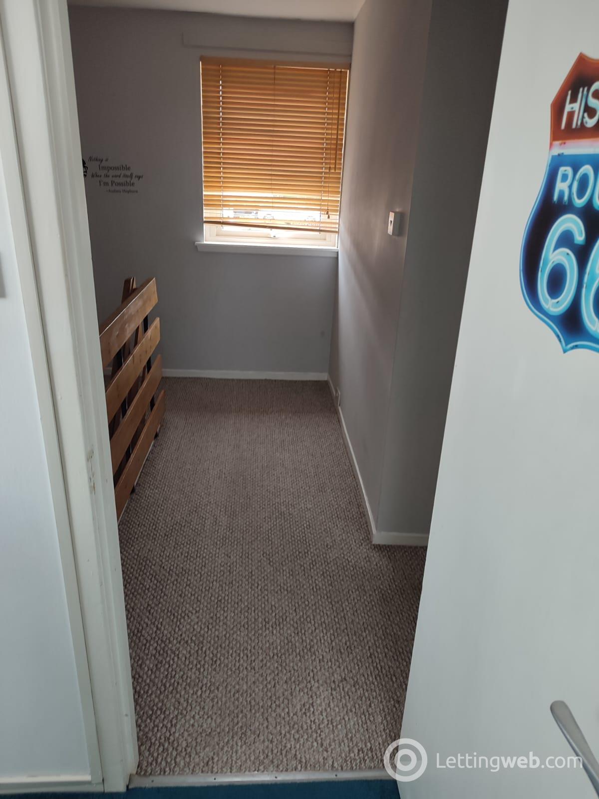 Property to rent in Moir Crescent