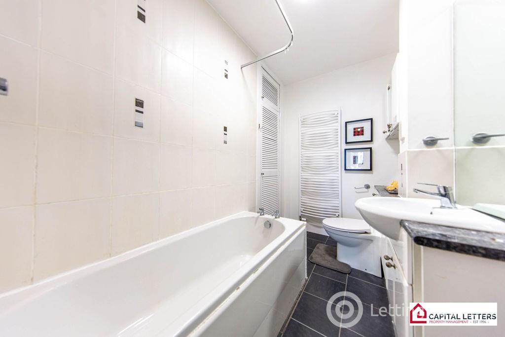 Property to rent in Castle Street, Aberdeen AB11