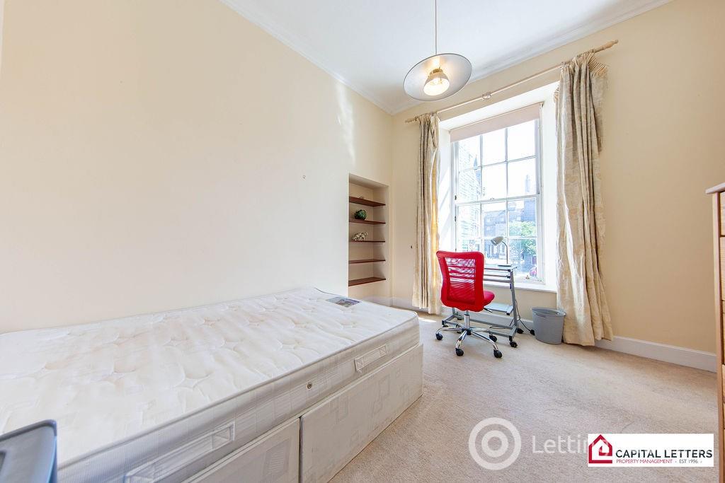 Property to rent in Castle Street, Aberdeen AB11