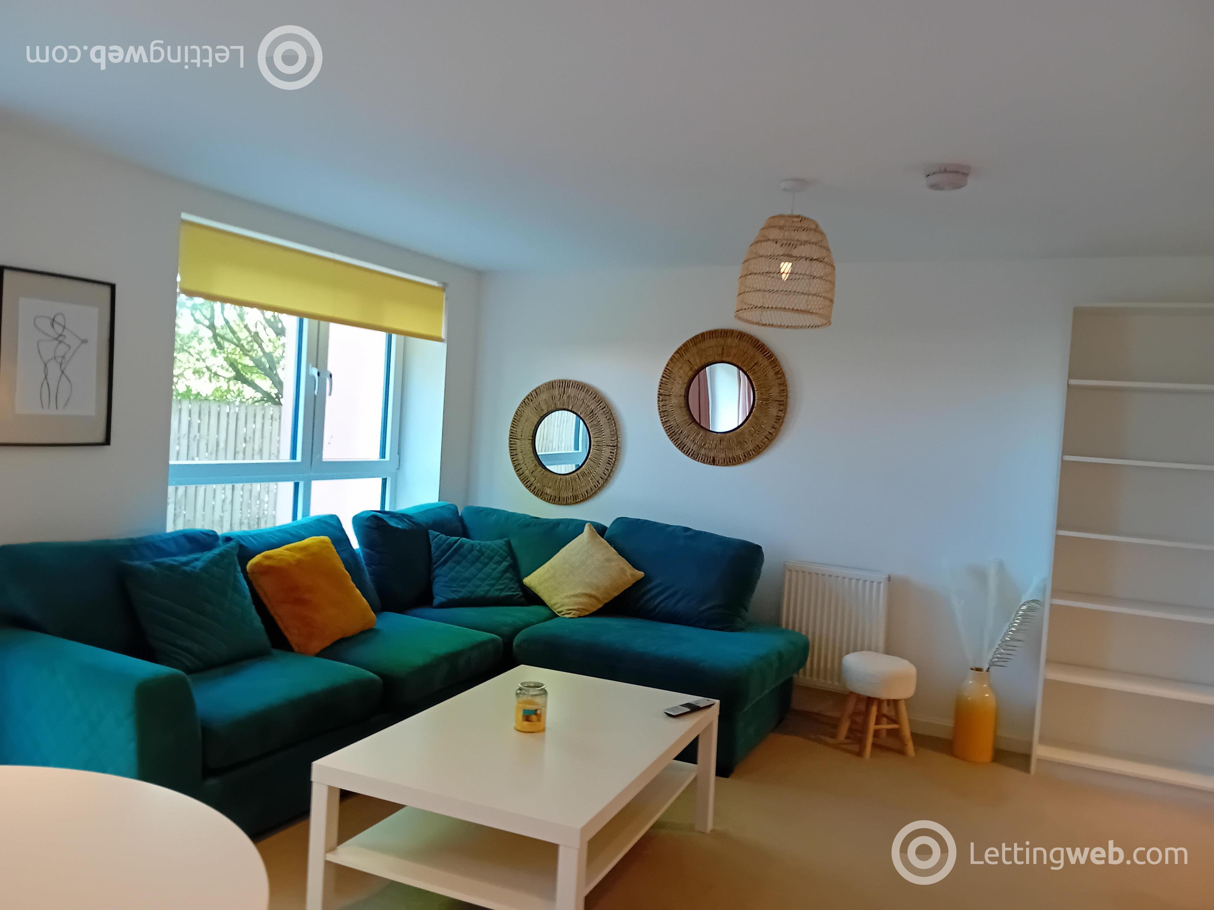 Property to rent in Ocean Apartments