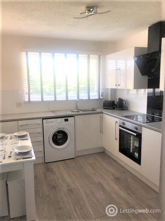 Property to rent in Kirk Brae Court, Aberdeen
