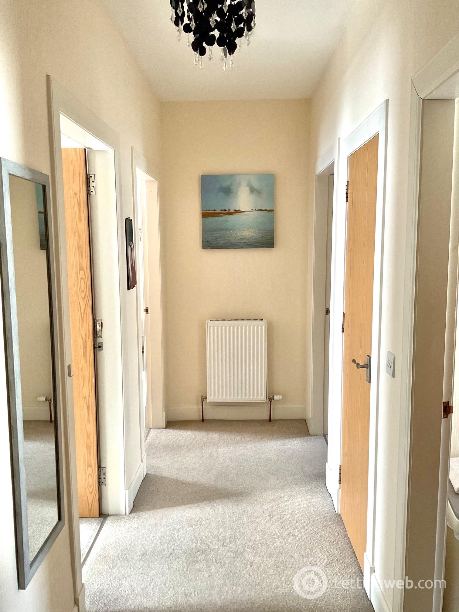 Property to rent in Chapel Street