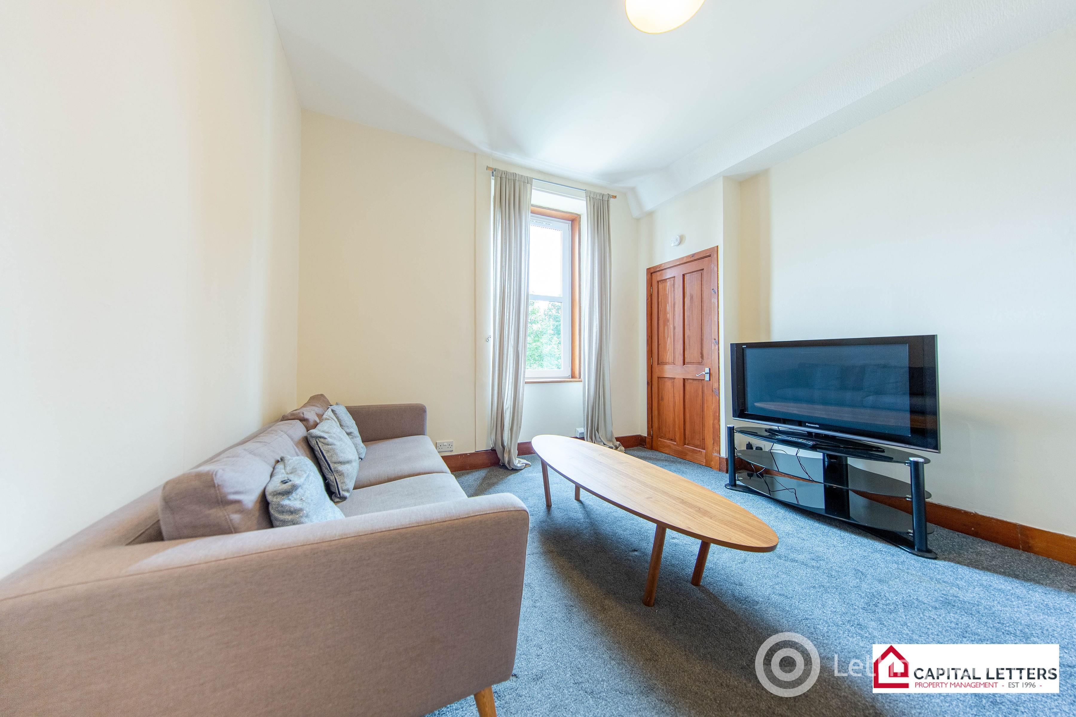 Property to rent in Pitstruan Place