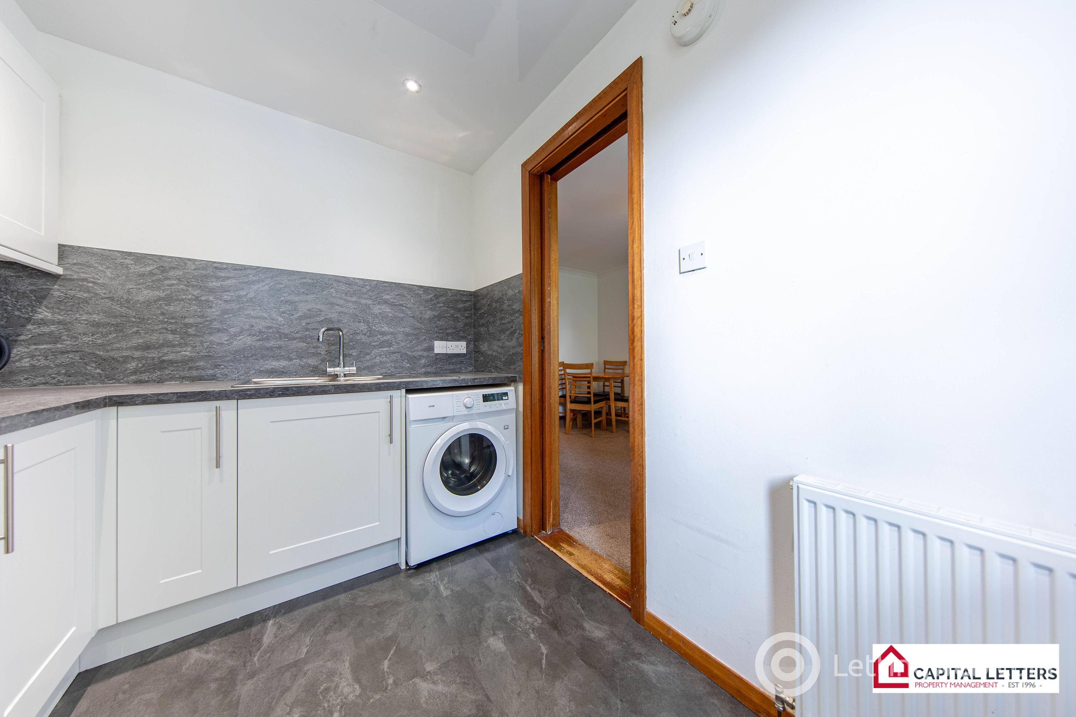 Property to rent in Gairn Mews, Aberdeen