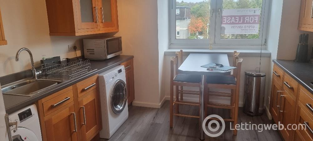 Property to rent in Johnston Gardens West, Peterculter