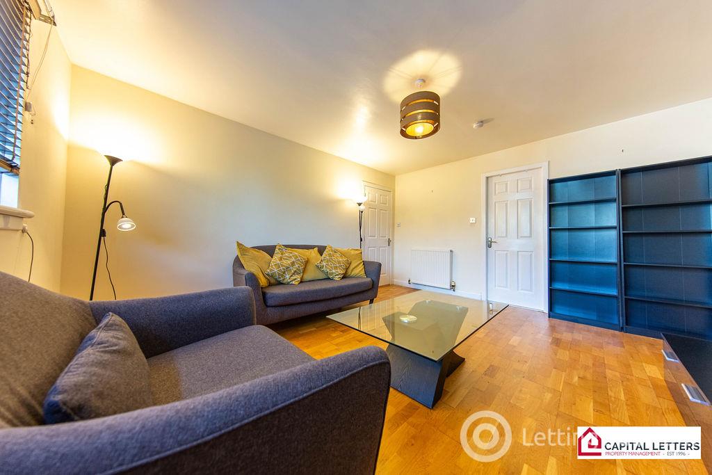 Property to rent in 712C Great Northern Road