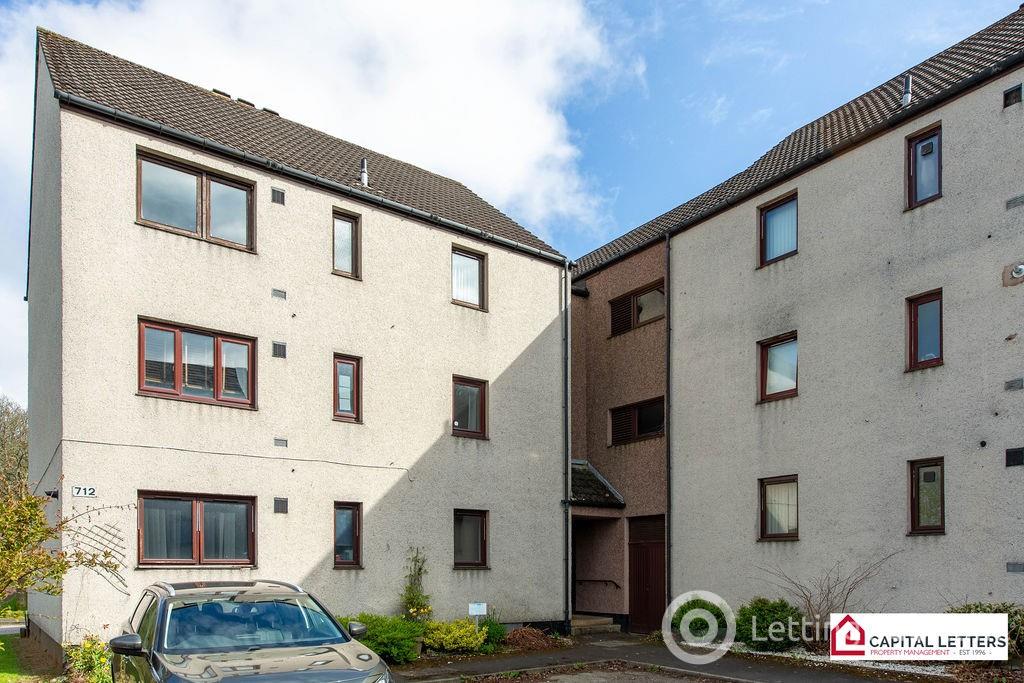 Property to rent in 712C Great Northern Road