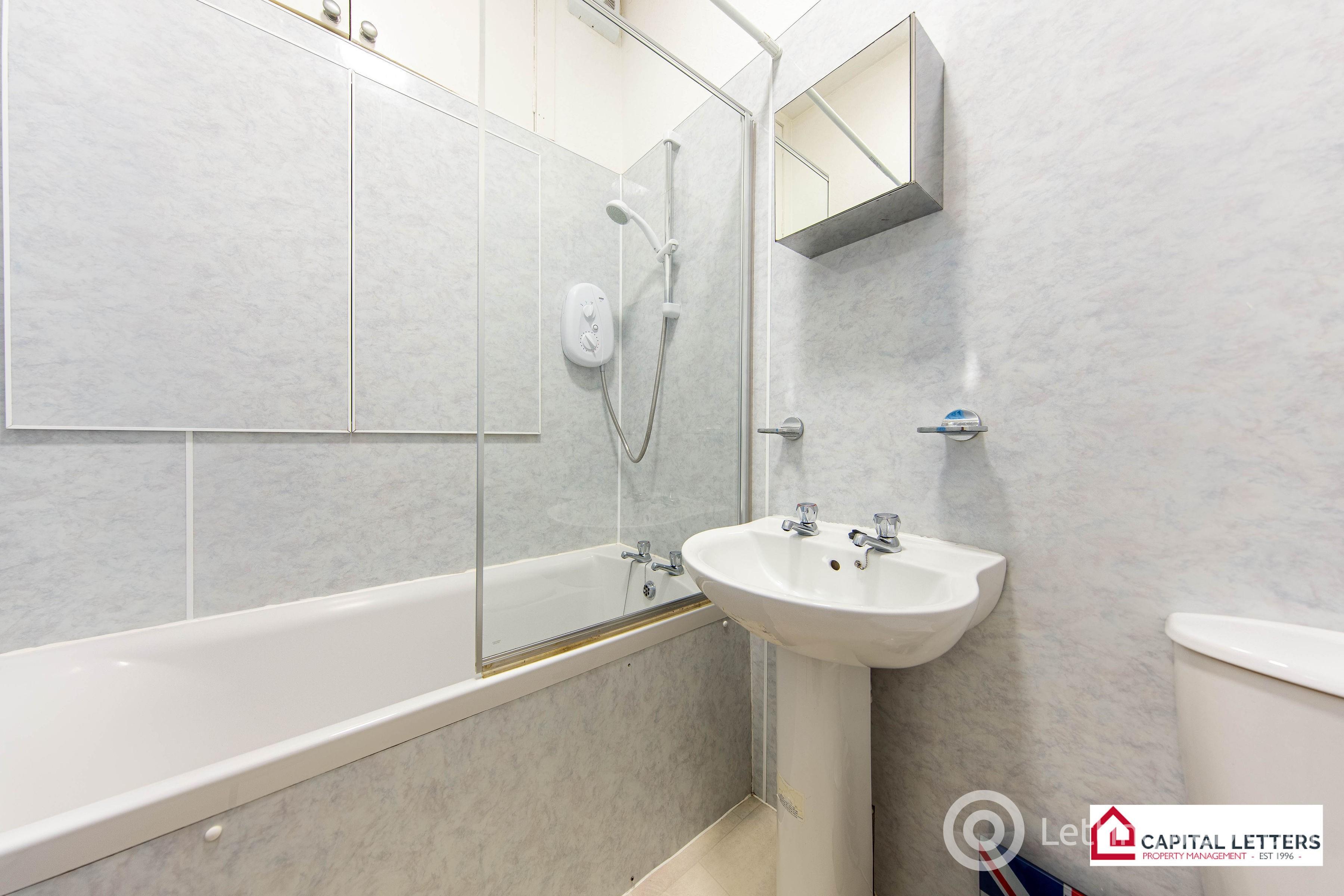Property to rent in Bedford Road, Aberdeen