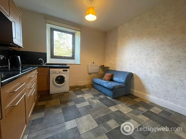 Property to rent in 25D Walker Road