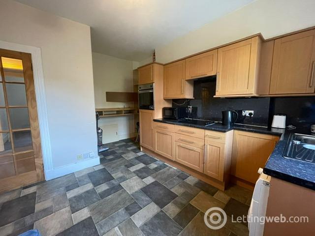 Property to rent in 25D Walker Road