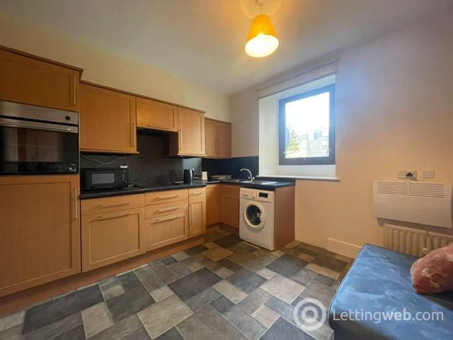 Property to rent in 25D Walker Road