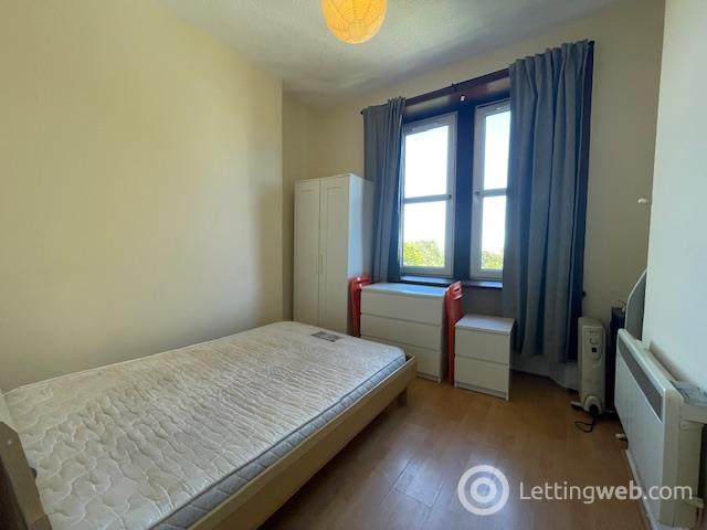 Property to rent in 8D Walker Place