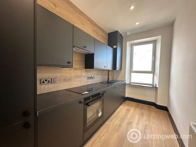 Property to rent in 16 Sunnybank Place TF