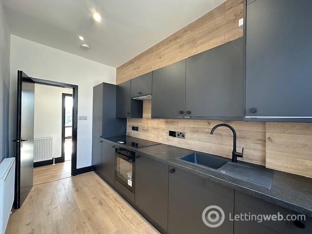 Property to rent in 16 Sunnybank Place TF