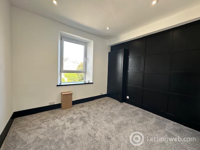 Property to rent in 16 Sunnybank Place TF