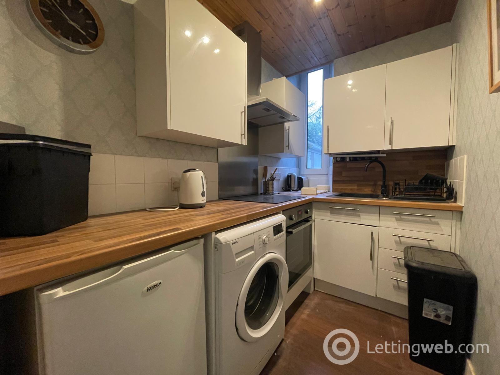 Property to rent in 31A Wallfield Crescent