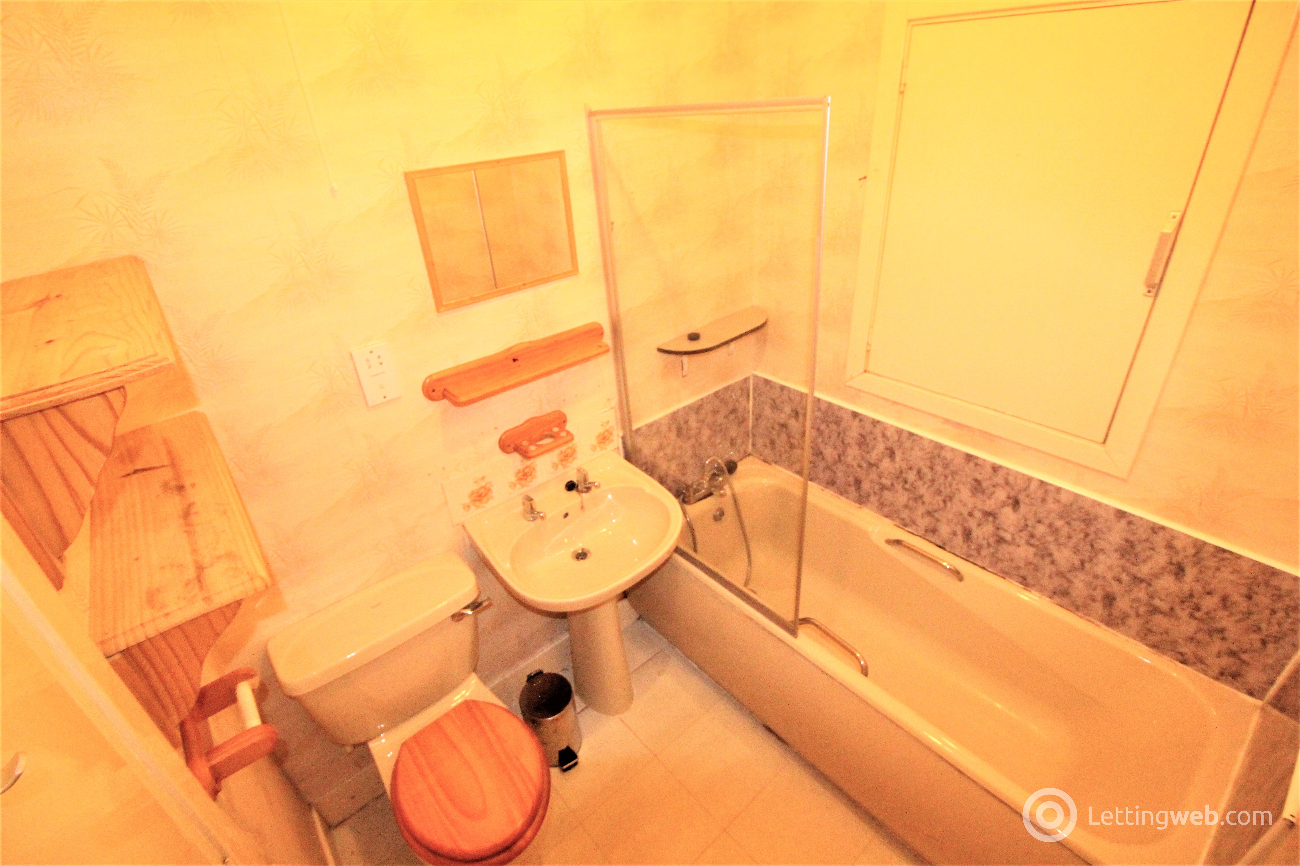 Property to rent in 122 Walker Road