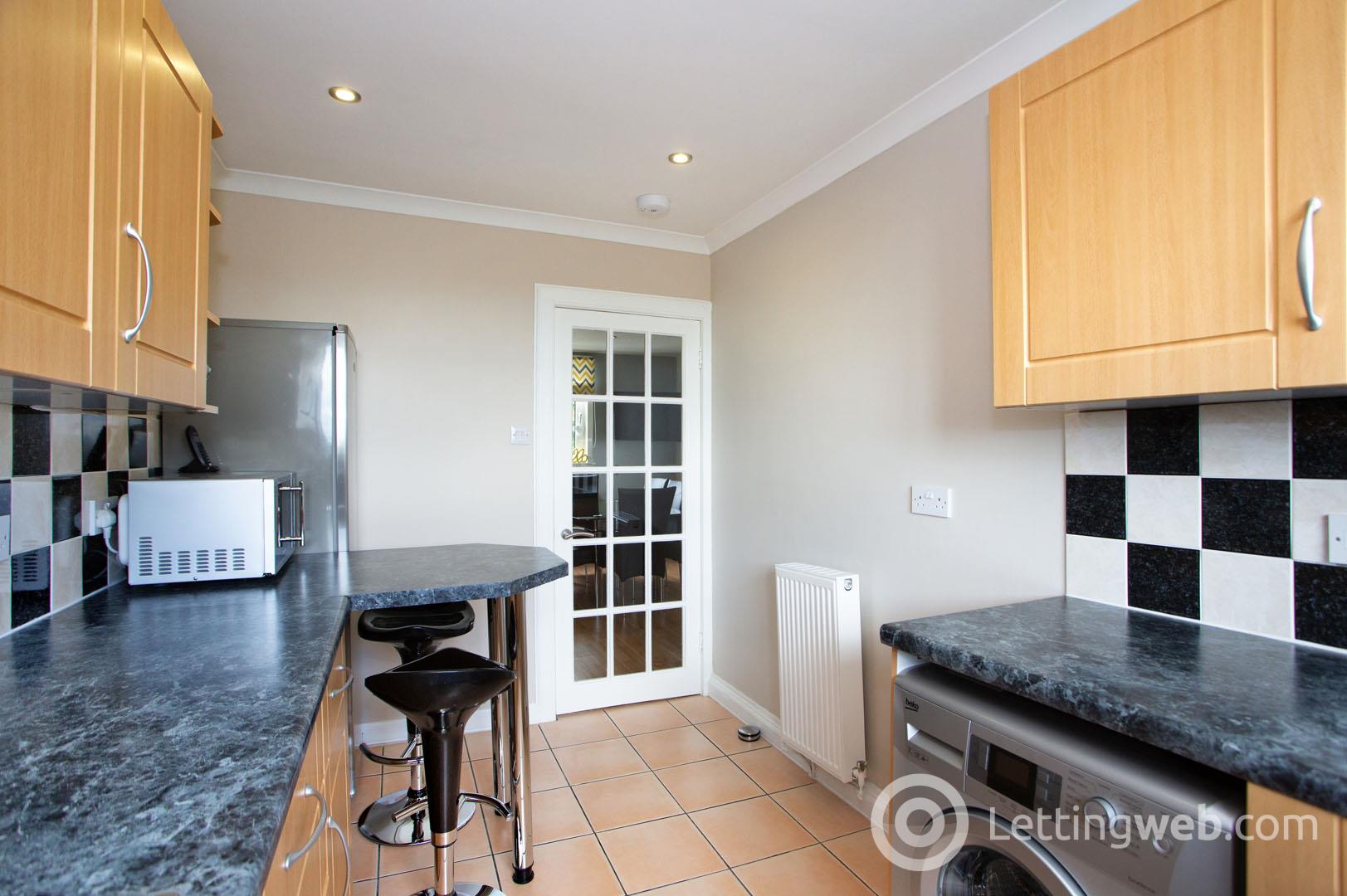 Property to rent in 117C North Deeside Road, Peterculter